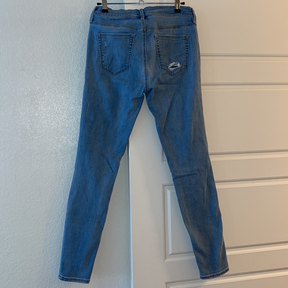 Pac Sun Ripped Jeans - Picture 4 of 10